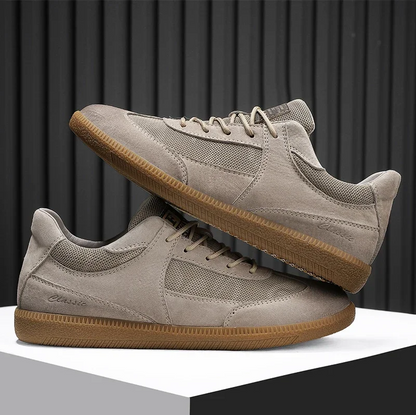 Chelsea Classic Trainers
